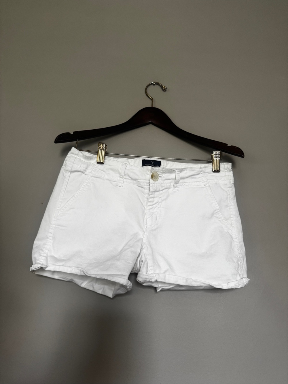American Eagle Outfitters White Denim Short Shorts size 4